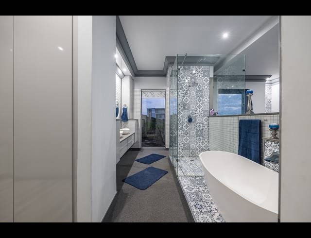 4 BEDROOM HOUSE FOR SALE IN PINNACLE POINT GOLF ESTATE